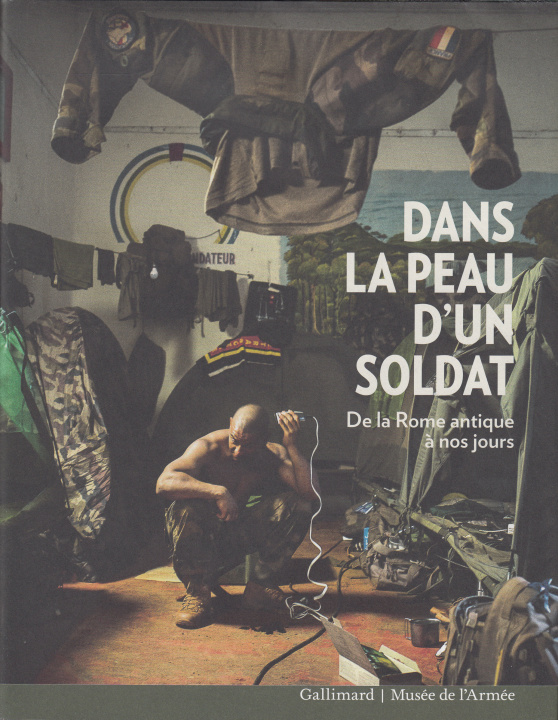 Книга Dans la peau d'un soldat Collectifs