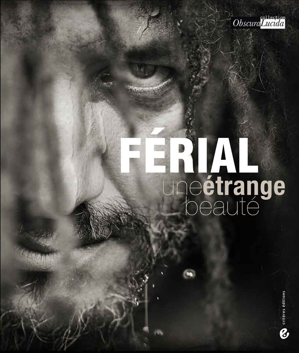 Knjiga Une étrange beauté Férial