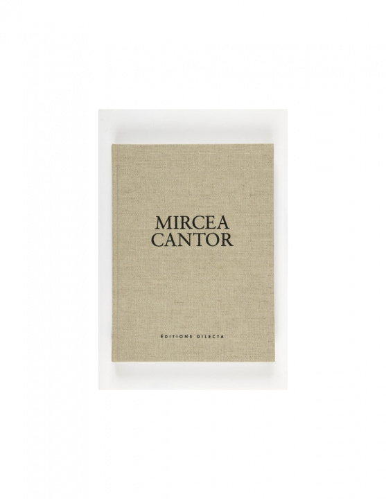 Knjiga Mircea Cantor 