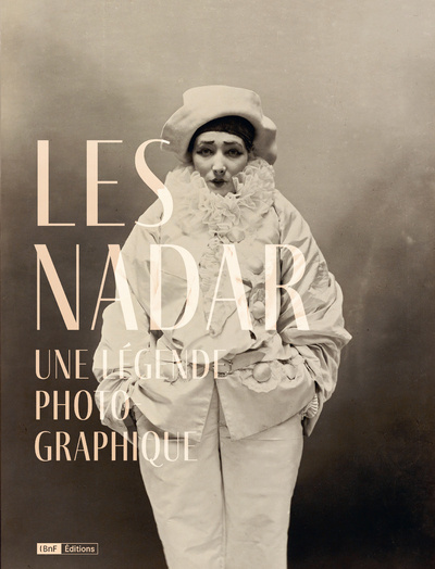 Könyv Les Nadar - Une légende photographique Sylvie Aubenas