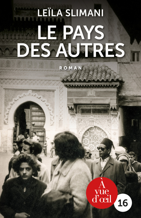 Book LE PAYS DES AUTRES Slimani