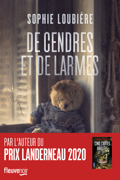 Kniha De Cendres et de Larmes Sophie Loubière