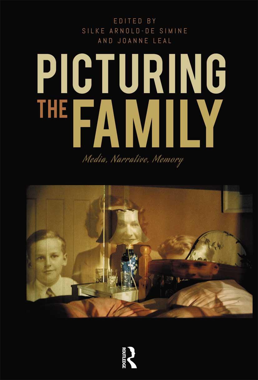 Book Picturing the Family Silke Arnold-De Simine