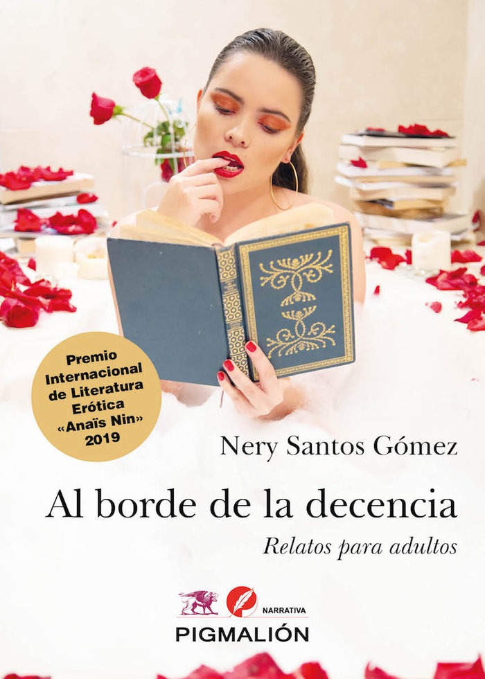 Kniha AL BORDE DE LA DECENCIA Santos Gómez