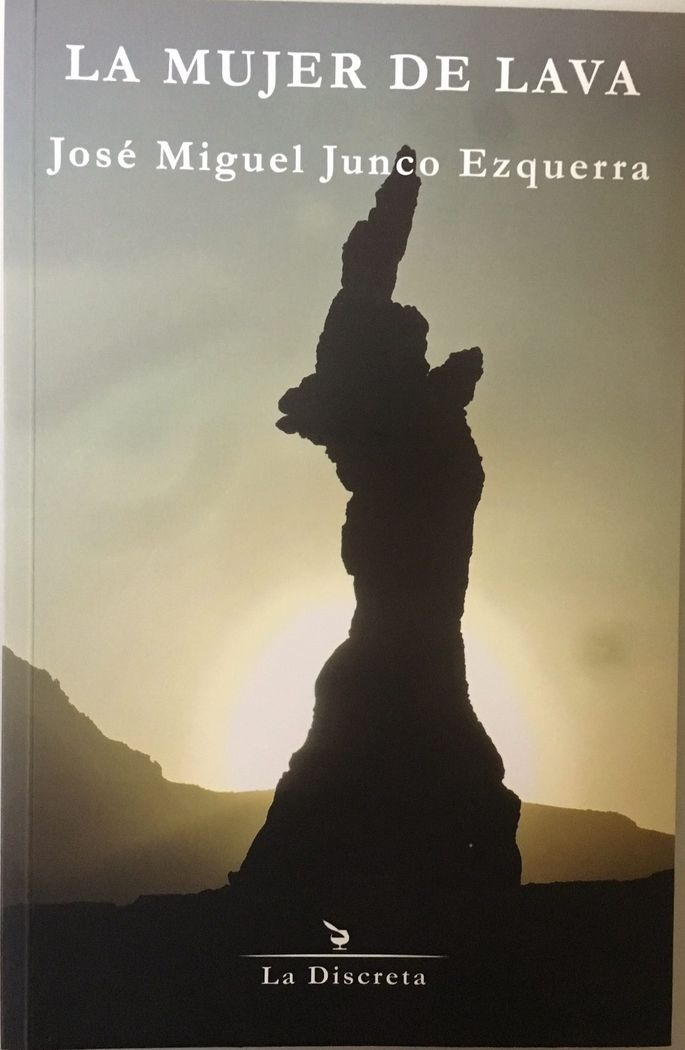 Boek La mujer de lava Junco Ezquerra