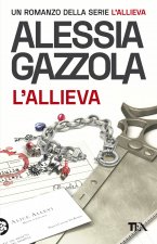 Книга L'allieva. Edizione speciale anniversario Alessia Gazzola