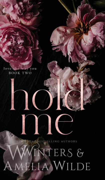 Książka Hold Me Amelia Wilde