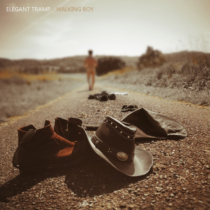 Zvok WALKING BOY TRAMP