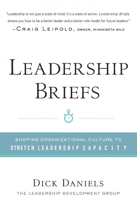 Kniha Leadership Briefs 