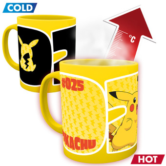 Játék Pokémon Měnící keramický hrnek 320 ml - Pikachu - výročí 25 let 