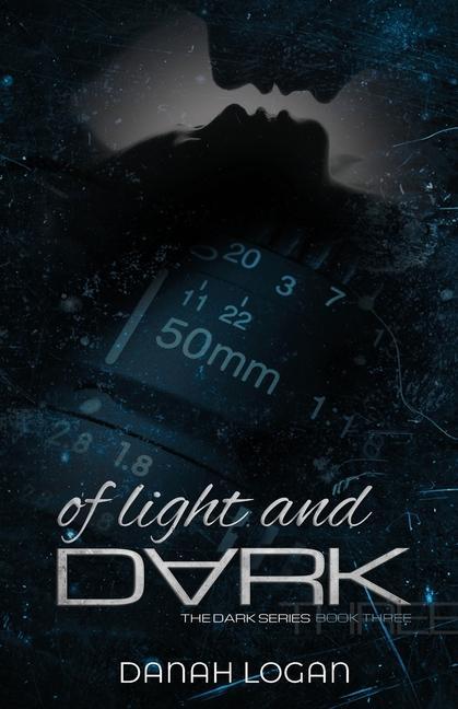 Könyv Of Light and Dark 