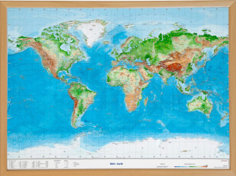 Tlačovina Welt Gross 1:53.000.000 mit Naturholzrahmen Mario Engelhardt