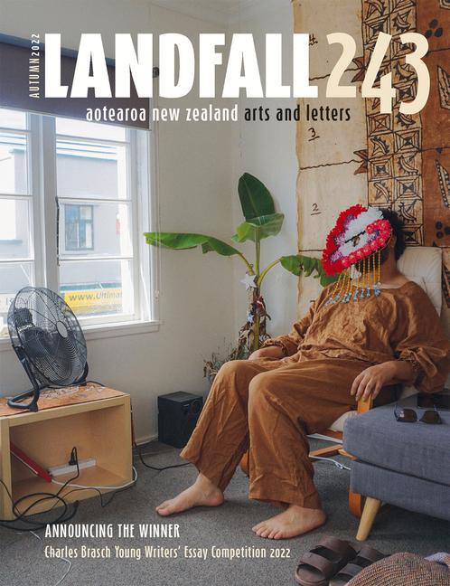 Kniha Landfall 243 Lynley Edmeades