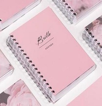 Book Agenda Brille 