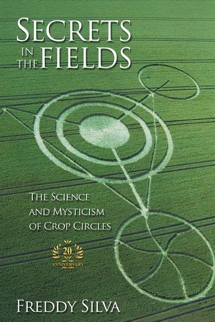 Книга Secrets In The Fields 