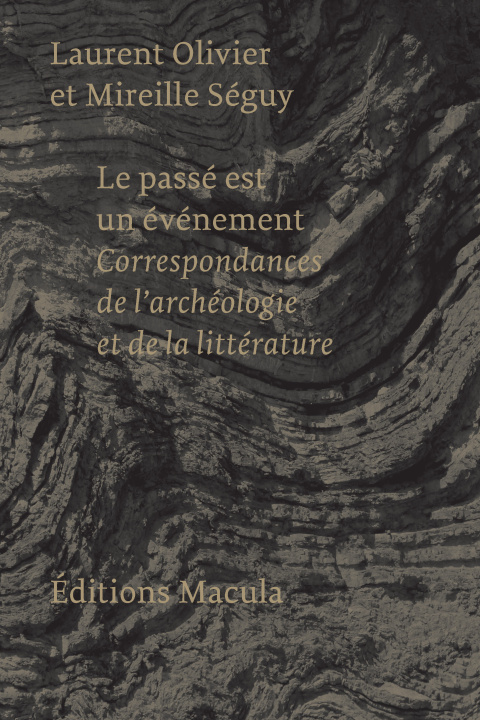 Libro Le passé est un événement Mireille Séguy