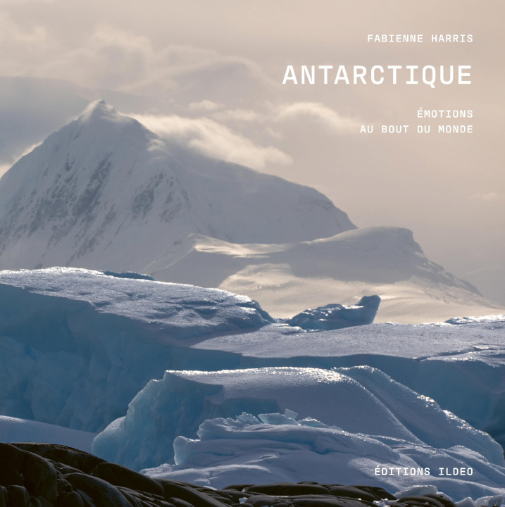 Knjiga Antarctique Harris