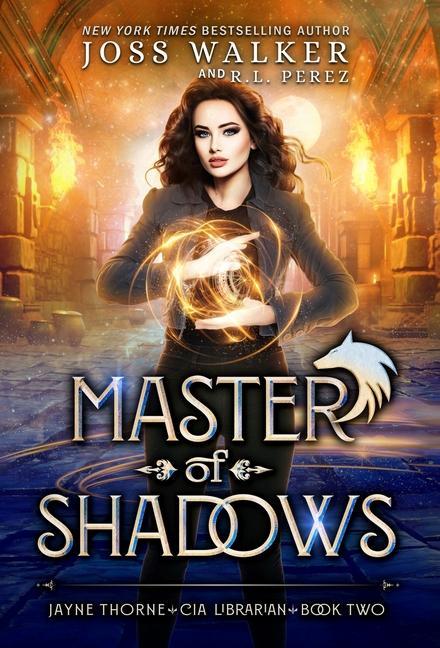 Libro Master of Shadows R. L. Perez