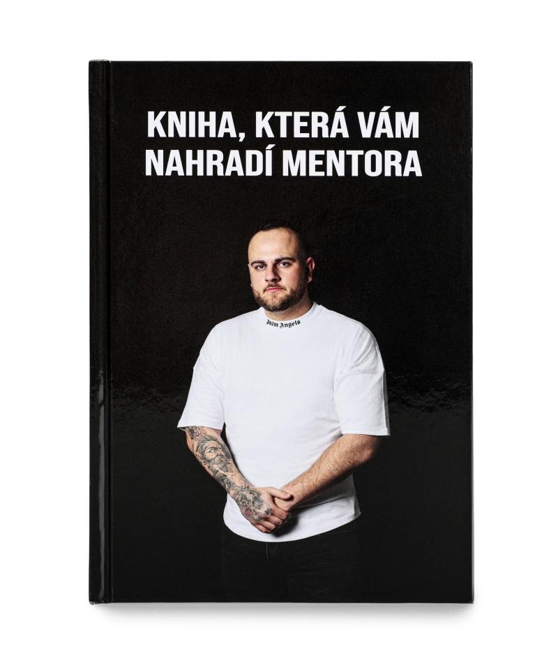 Könyv Kniha, která Vám nahradí mentora Lukáš Martinek