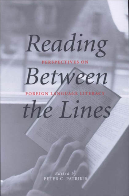 E-knjiga Reading Between the Lines Patrikis Peter C. Patrikis