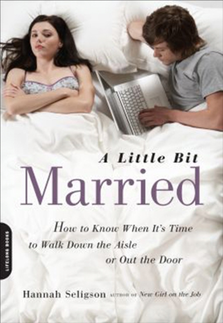 E-knjiga Little Bit Married Hannah Seligson
