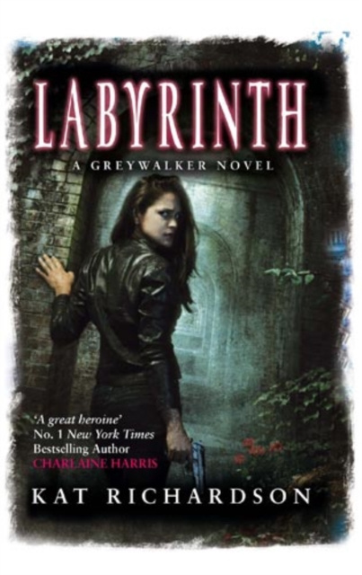 E-knjiga Labyrinth Kat Richardson