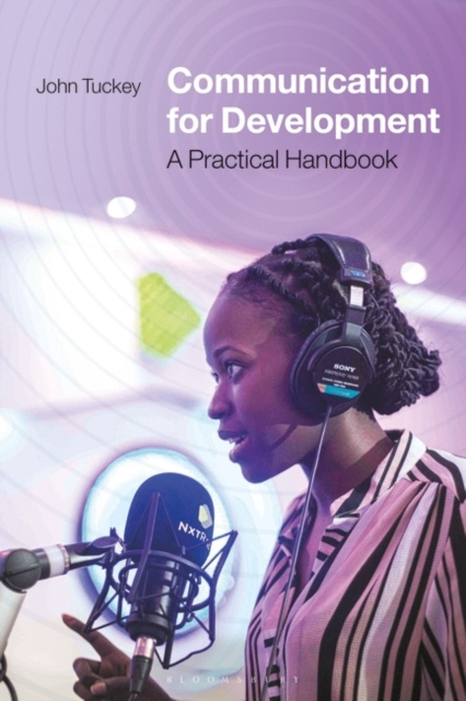 E-knjiga Communication for Development Tuckey John Tuckey