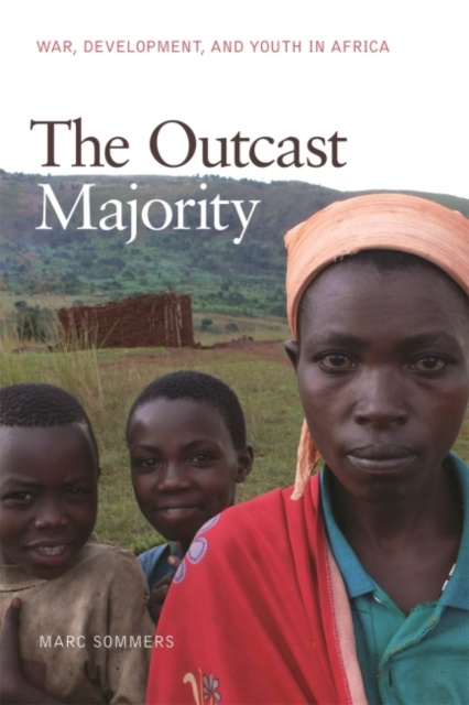 E-knjiga Outcast Majority Marc Sommers