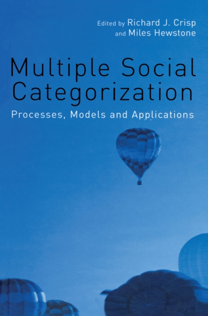 E-kniha Multiple Social Categorization Richard J. Crisp