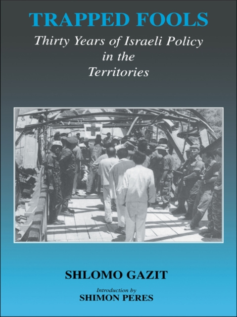 E-knjiga Trapped Fools Shlomo Gazit