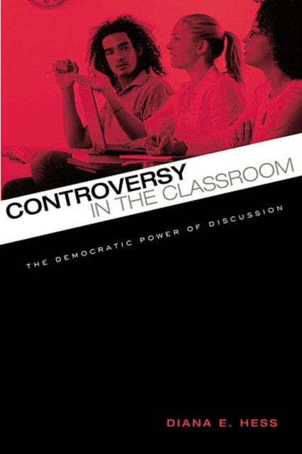 E-knjiga Controversy in the Classroom Diana E. Hess