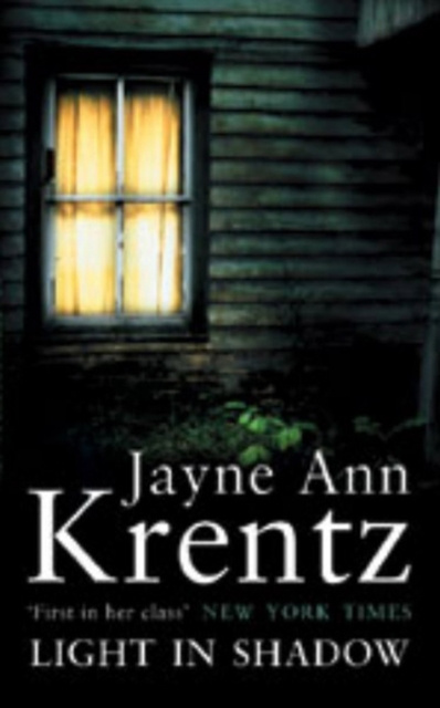 E-knjiga Light In Shadow Jayne Ann Krentz