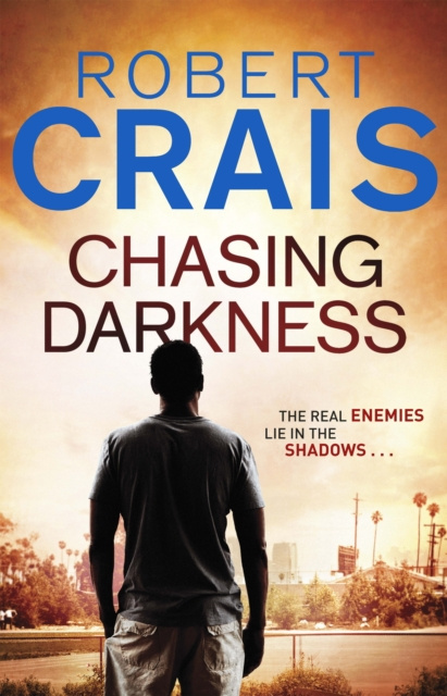 E-knjiga Chasing Darkness Robert Crais