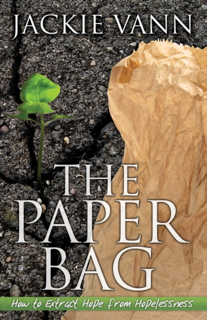 E-knjiga Paper Bag Jackie Vann