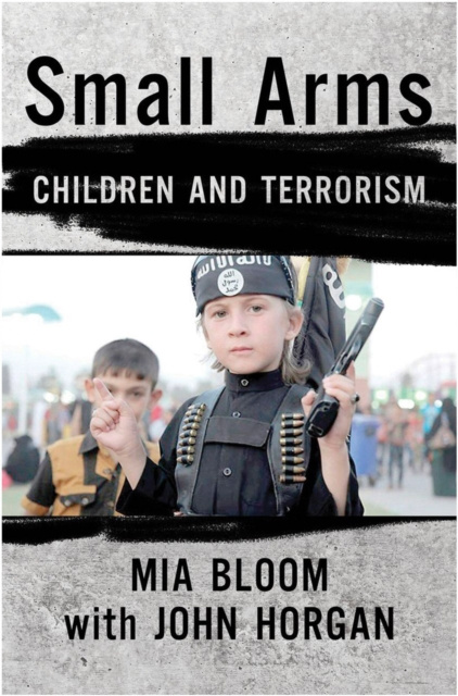 E-book Small Arms Mia Bloom