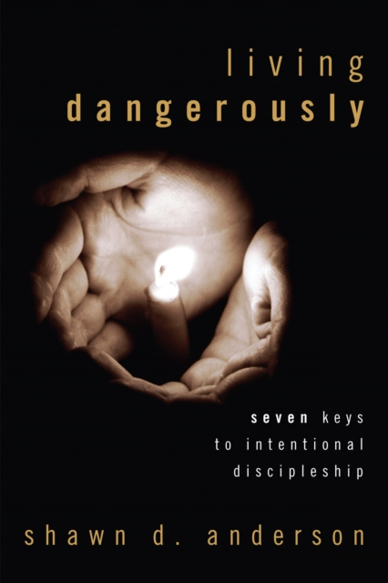 E-knjiga Living Dangerously Shawn D. Anderson
