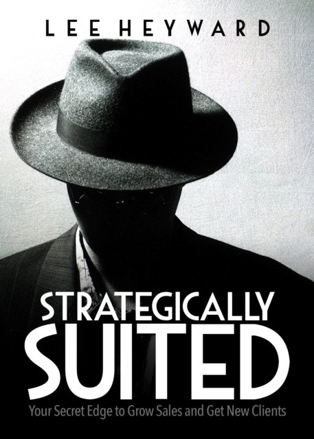 E-knjiga Strategically Suited Lee Heyward