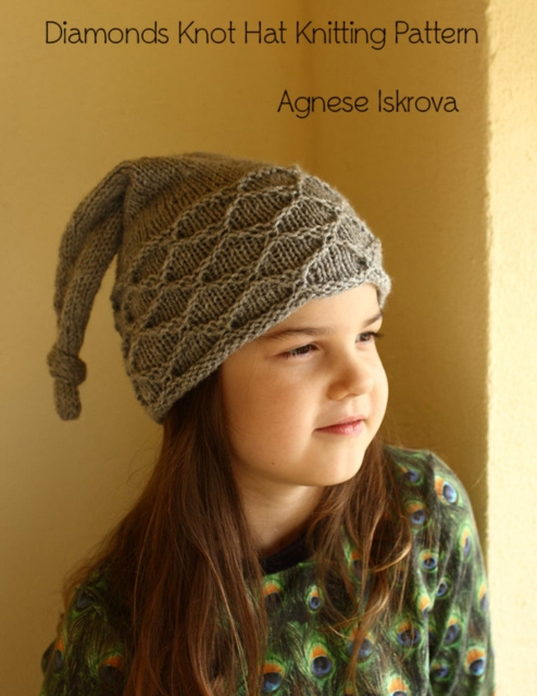 E-knjiga Diamonds Knot Hat Knitting Pattern Iskrova Agnese Iskrova