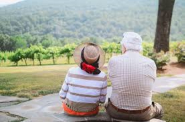E-knjiga RESISTING AGING : GOOD TIPS Chakib Mostafa Chakib