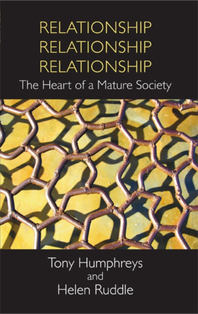 E-kniha Relationship, Relationship, Relationship Tony Humphreys