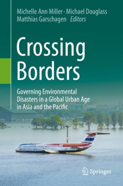 E-knjiga Crossing Borders Michelle Ann Miller