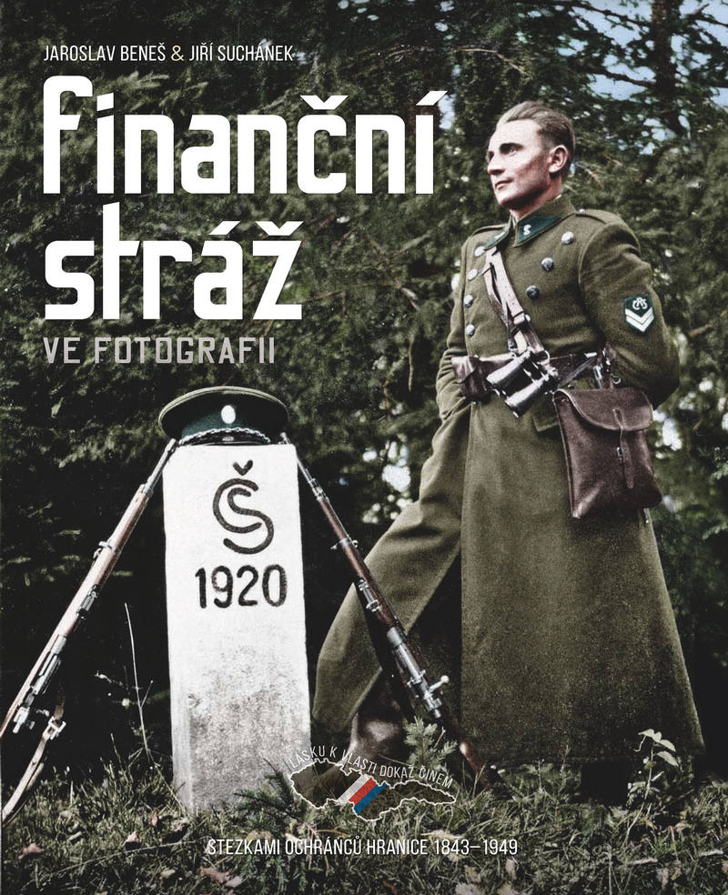 Knjiga Finanční stráž ve fotografii Jiří Suchánek