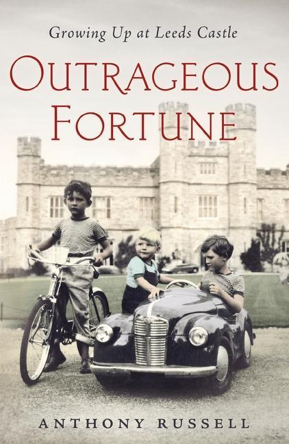 Knjiga Outrageous Fortune 
