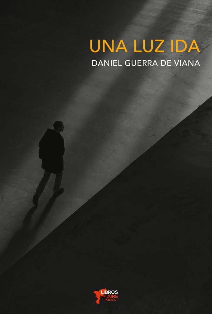 Knjiga UNA LUZ IDA GUERRA DE VIANA