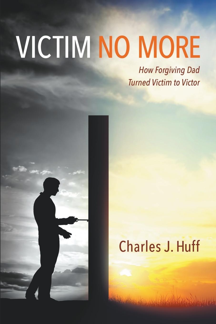 Boek Victim No More Charles Huff
