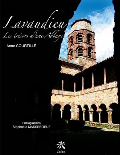 Knjiga Lavaudieu COURTILLÉ
