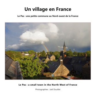Carte Un village en France Joel Douillet
