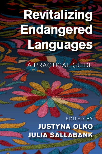 Książka Revitalizing Endangered Languages Justyna Olko