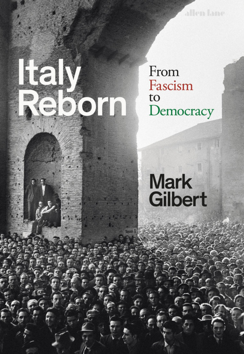 Boek Italy Reborn Mark Gilbert