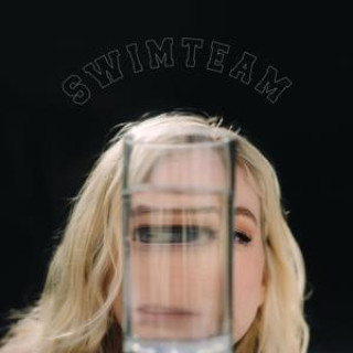 Zvok Swimteam Emily Kinney